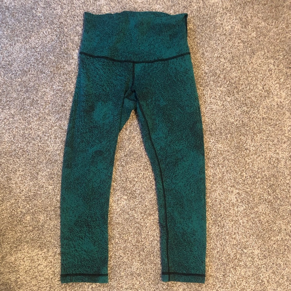 Lululemon Patterned Leggings (size 8)